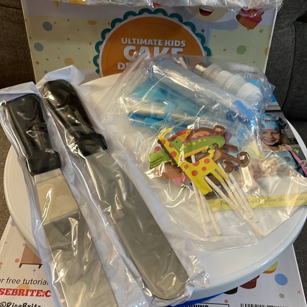 3/$15. Cake decorating kit. RiseBrite kids